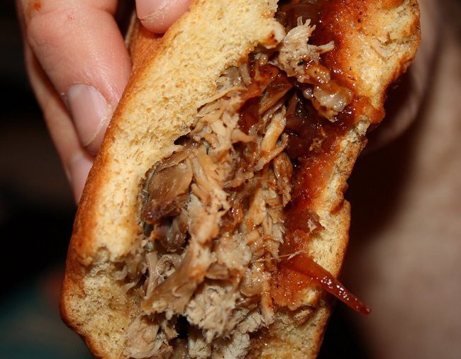 Bbq Pulled Pork and Chipotle Onion Sandwiches 1