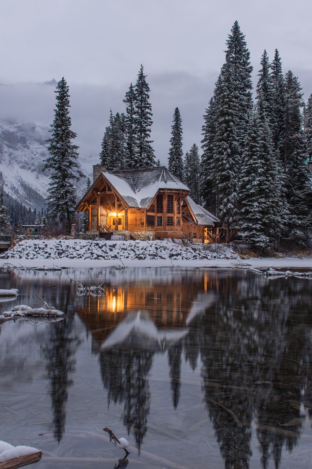 Winter Holiday Lodge