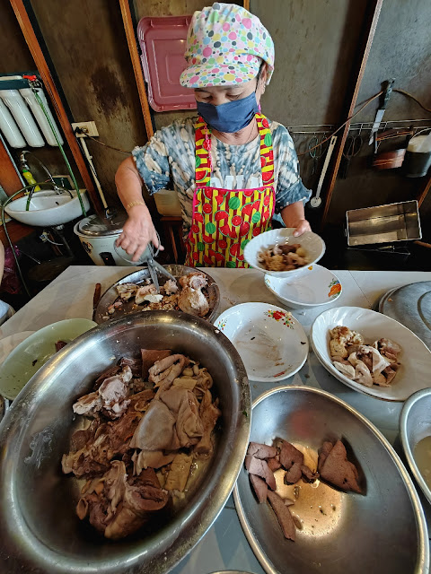 Kaolao_Nang_Loeng_Pork_Brain_Soup_Bangkok_ร้านเกาเหลาสมองหมู นางเลิ้ง