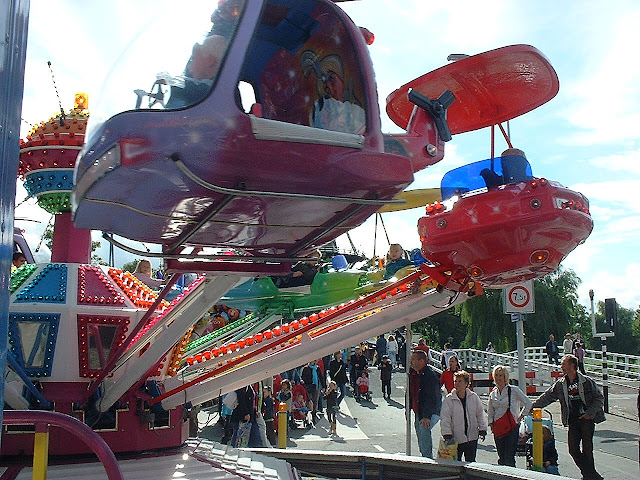 Kermis in Leiden met drie oktober viering