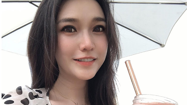 Alicia Liu - Taiwanese Transgender Model and Television Personality