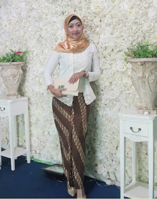 ciri ciri kebaya encim