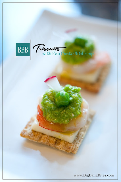 Triscuits with Pea Pesto and Shrimp
