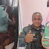IMPRESSIONANTE: Policiais abordam carro em alta velocidade e se deparam com mulher em trabalho de parto
