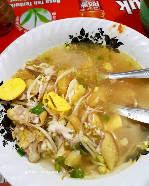 Tempat Makan Keluarga di Surabaya - Soto Ayam