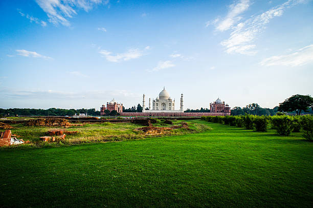 best places to visit in agra