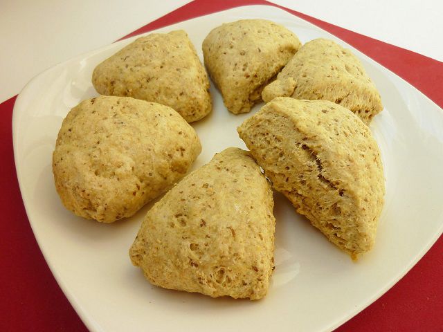 Vegan Mini Peanut Butter Scones