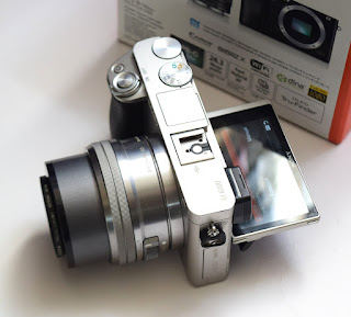 Jual Kamera Mirrorless Sony A6000 Fullset di Malang