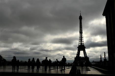 Tower Eiffel in the dark