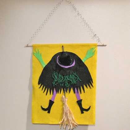 Crashing Witch Door Hanging Craft