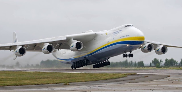 Maior aeronave do mundo, Antonov-225 Mriya, é destruída em ataque russo na Ucrânia