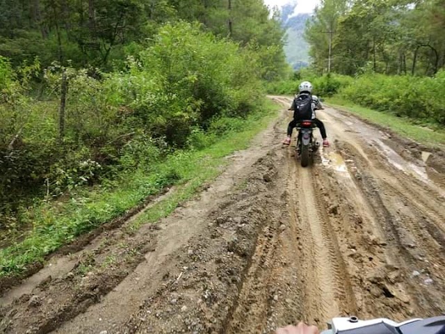 Warga Keluhkan Jalan Rusak di Desa Umang Isaq 