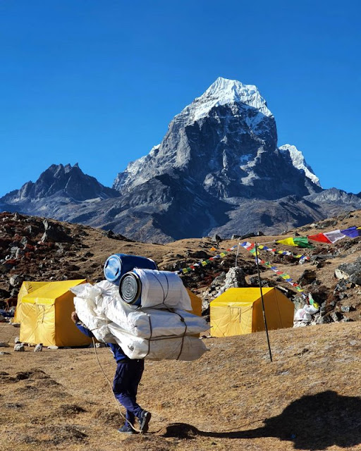 sherpa_carregador_everest_trekking