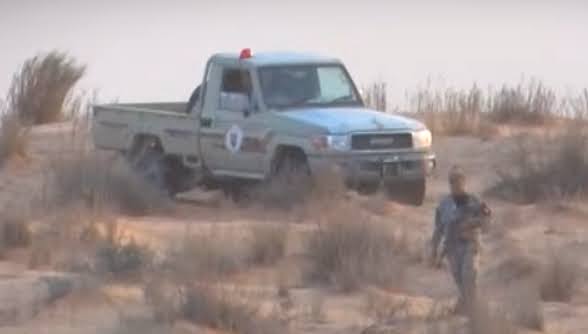 شاهد الفيديو: صاادم ما كشفته الديوانة خلال مطاردة لسيارات تهريب في الساعات الأخيرة وهذا ما تم كشفه في سيارات تهريب لليبيا Video