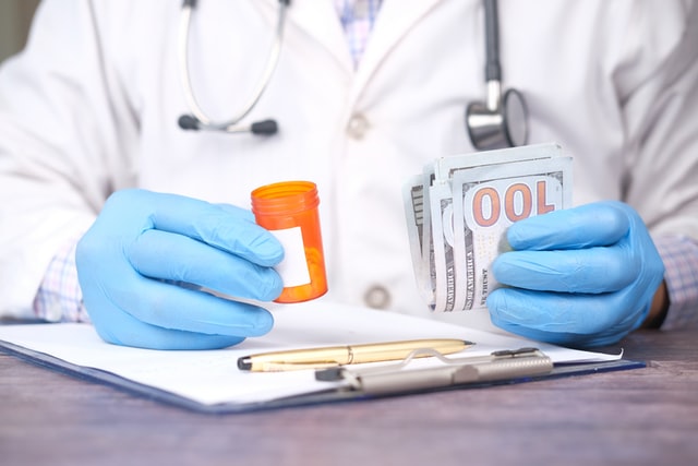 5 Money-Saving Tips To Reduce Medical Expenses