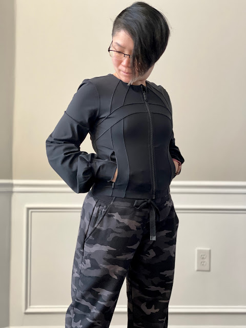 Fit Review Friday! Define Cropped Jacket & Lululemon Lab Waterproof Shell
