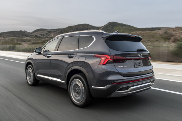 2022 Hyundai Santa Fe Review