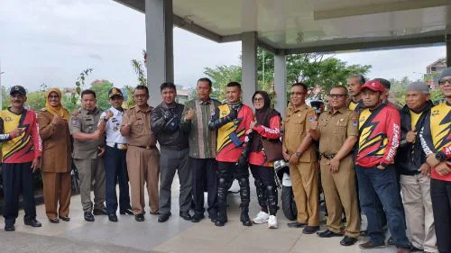 Pemko Payakumbuh Lepas 3 Warga Ke Mekah Naik Motor