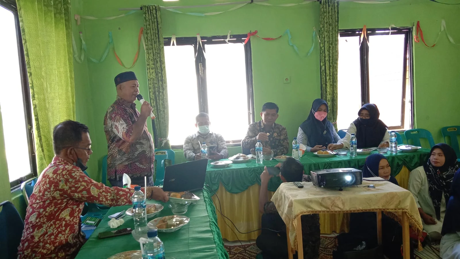 Sekdinkes Simeulue Hadiri Acara Logmin Bulanan UPTD PKM Teupah Selatan