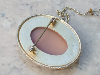 Chain pin cameo brooch back resin
