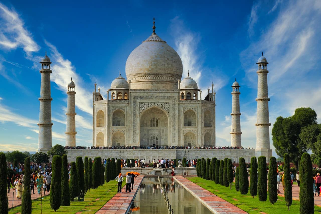 What is Taj Mahal & the history of Taj Mahal?