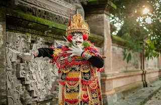 Drama Topeng di Bali