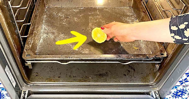 How To Use Half A Lemon To Clean The Oven Tray