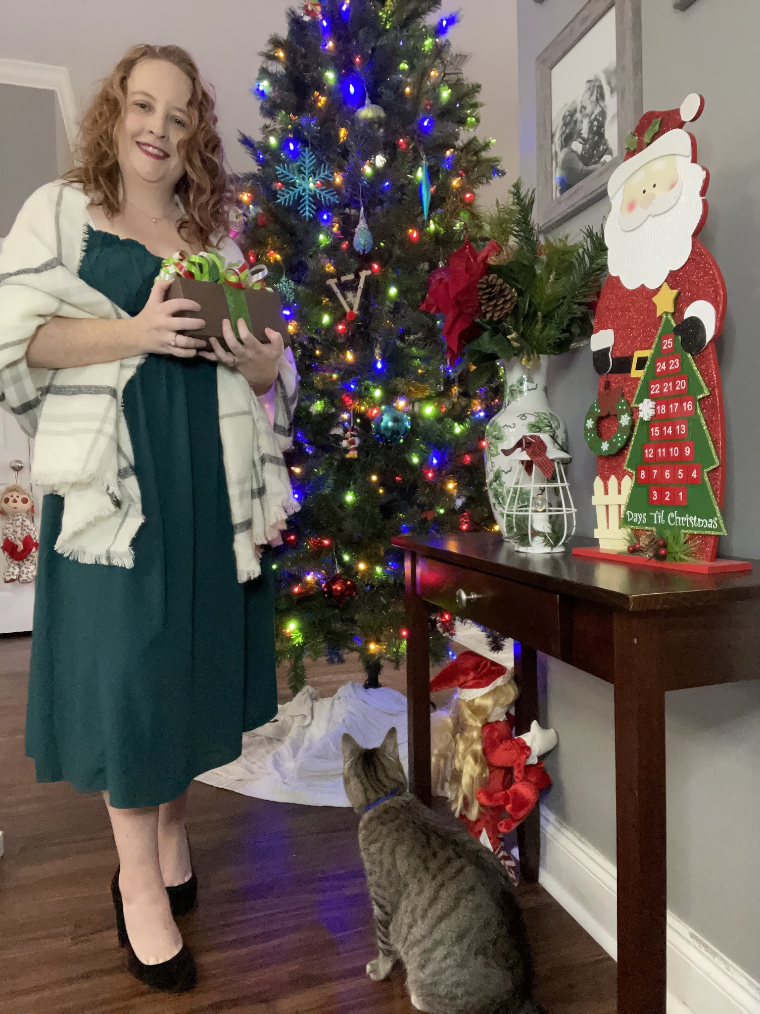 green-midi-dress-blanket-scarf-black-heels