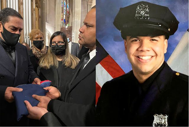 Consul entrega bandera dominicana a padre del policía asesinado en Nueva  York Jason Rivera en emotivo encuentro de condolencias