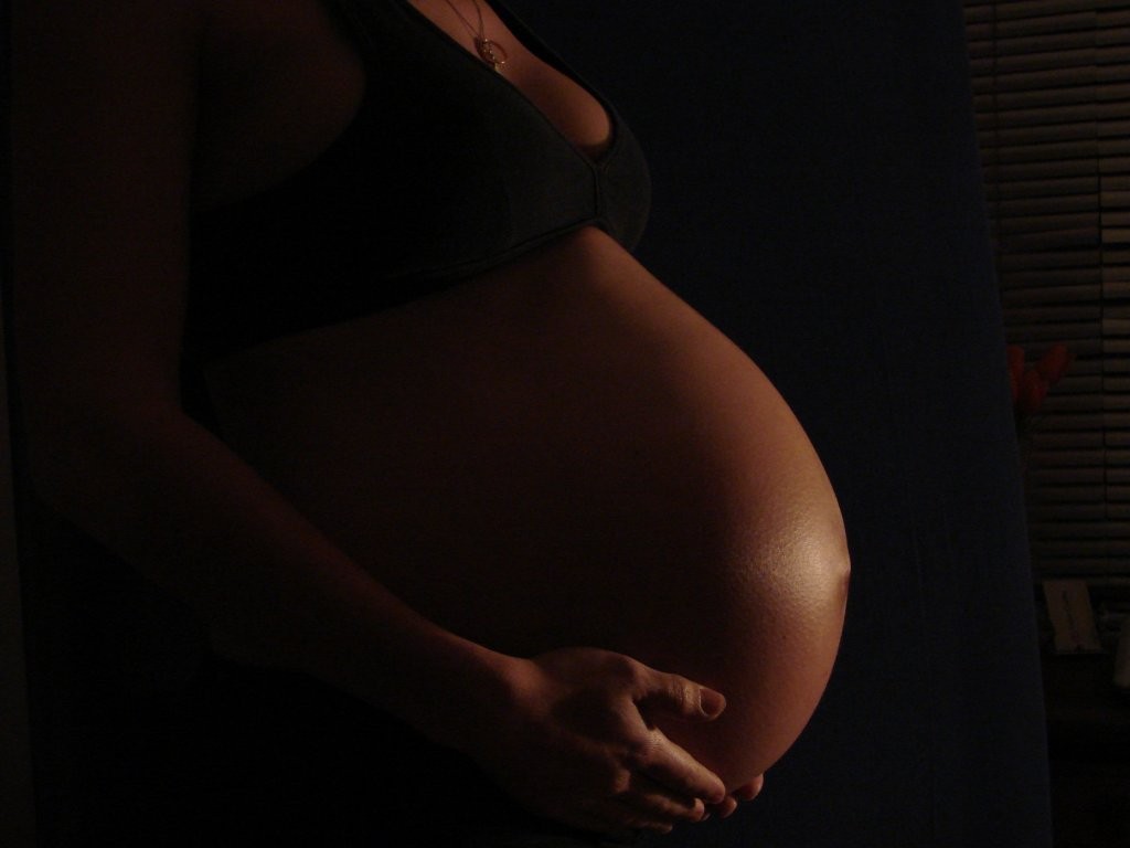 Grávida de sete meses perde o bebê após ser espancada pelo ex-marido