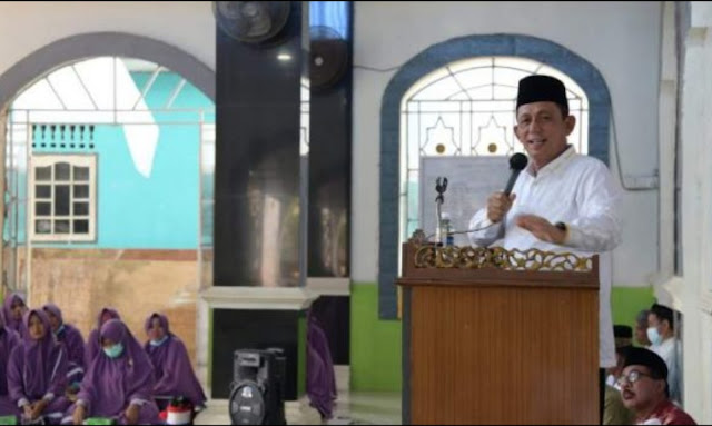 Gubernur Ansar Jalin Silaturahmi dengan Masyarakat Sagulung Bersatu