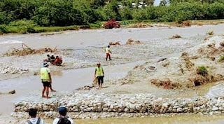 Wabub Sigi Pantau Dampak Banjir Sungai Mewe