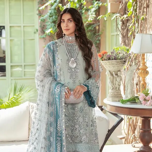 Ayeza Khan Ethereal Looks donned in Afrozeh Hayat bridal collection