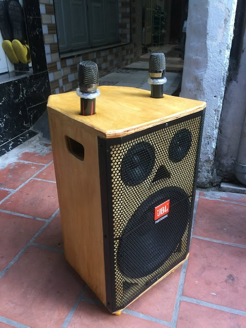 Loa kéo bluetooth karaoke JBL thùng gỗ công suất lớn