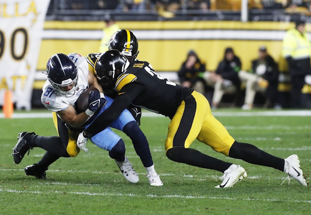Steelers Lose Inside Linebacker Elandon Roberts to Groin Injury