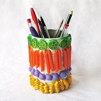 Colorful Macaroni Can Craft