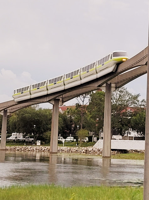 Monorail to Magic Kingdom  and Disney Resort