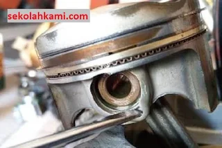 motor ngebul saat digeber