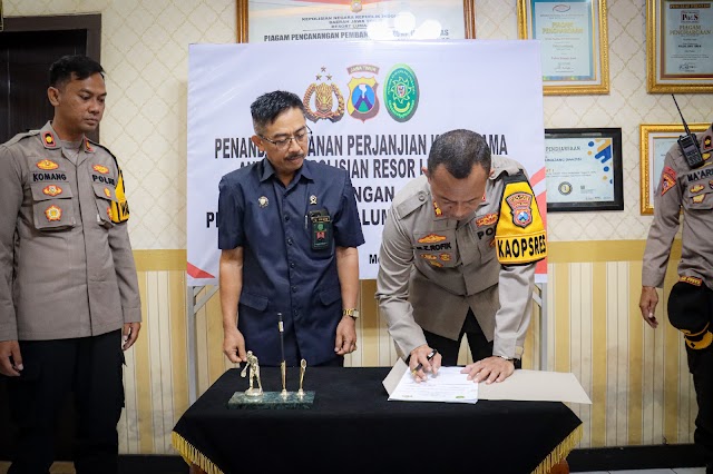 Polres Lumajang Tandatangani Perjanjian Kerjasama Dengan Pengadilan Agama