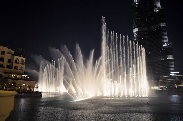 air mancur terbesar termegah, dubai fountain