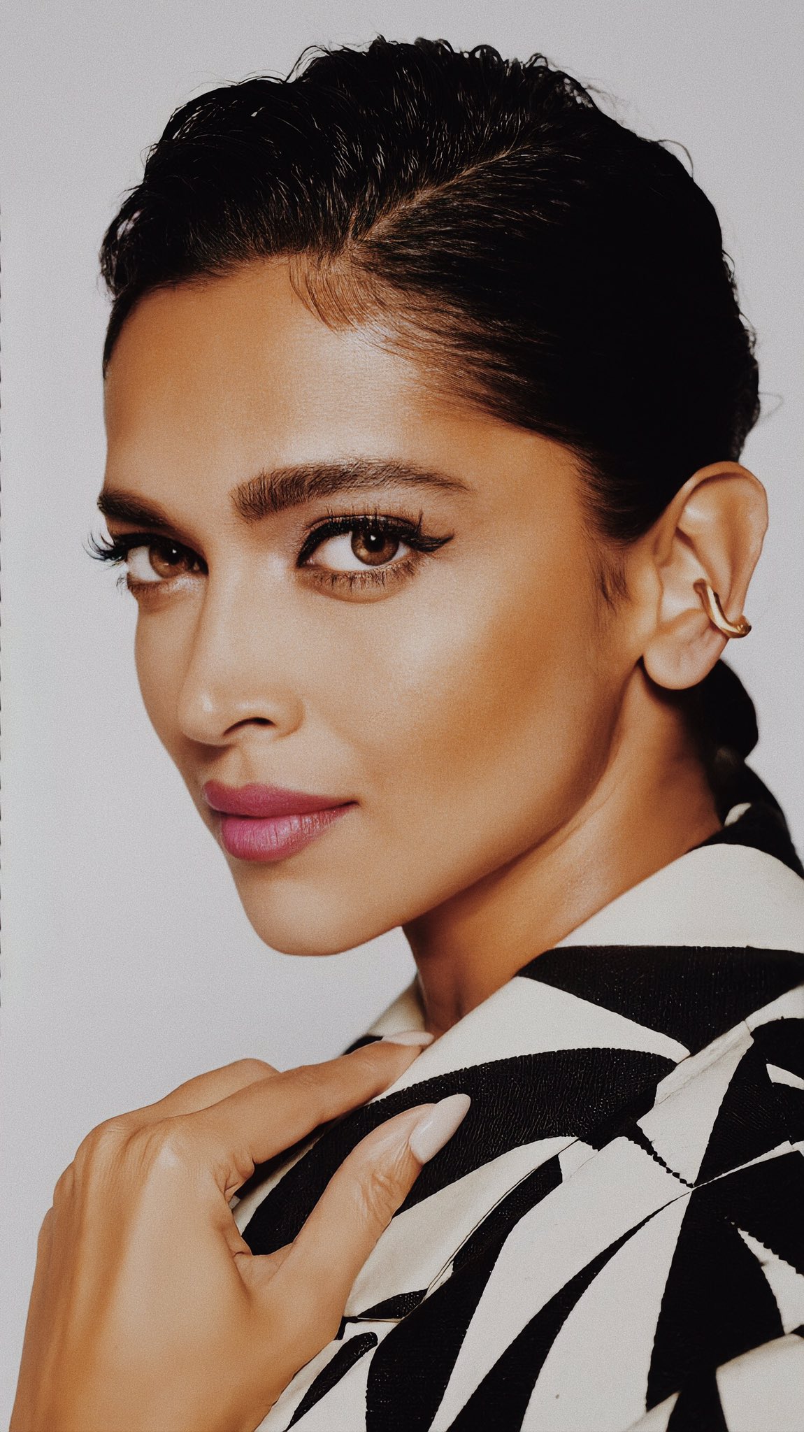 Deepika Padukone UHD HD High-Resolution Photos