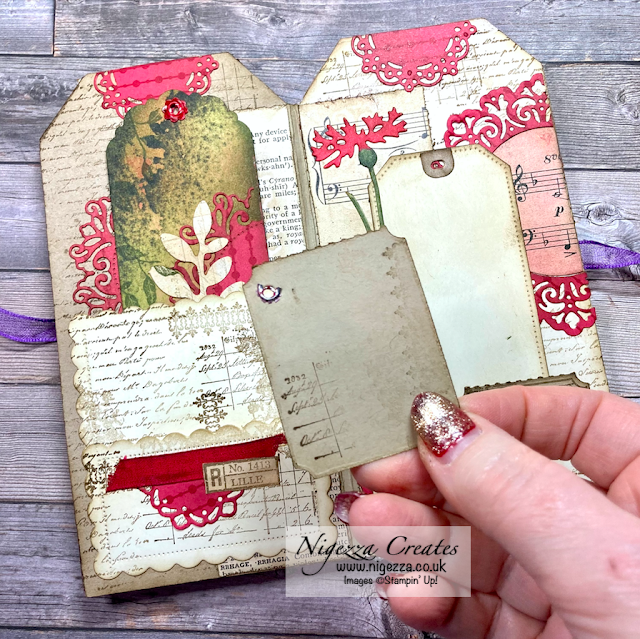 Vintage Floral 5 Tag Book