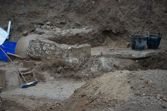 Φωτογραφία από τον χώρο της ανασκαφής στην αρχαία νεκρόπολη. [Credit: AA]