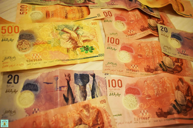 Dinero en Maldivas