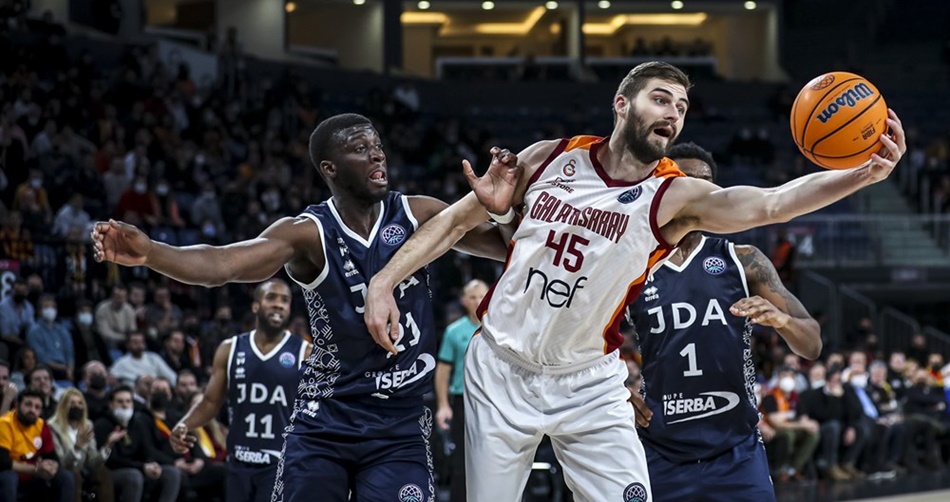 Şampiyonlar Ligi | Galatasaray NEF evinde kaybetti! 