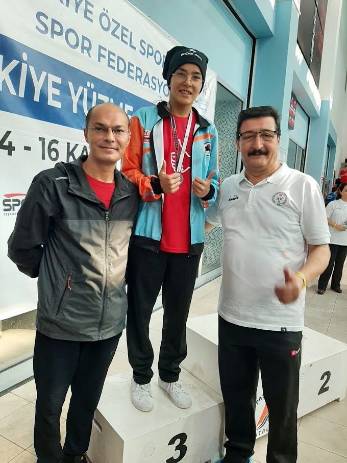 ​Bozkırgücü Spor Kulübü'nün ​Türkiye Yüzme Şampiyonası ilk madalyası bronz.