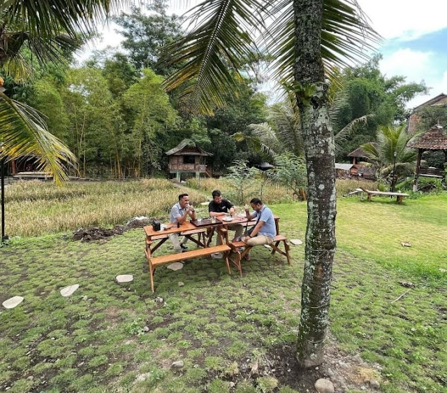 Kopi Kalibrantas Jam Buka