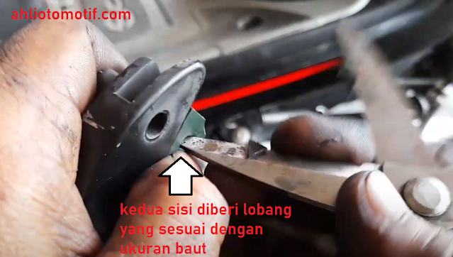 Cara memperbaiki gagang rem sepeda motor yang oblak parah