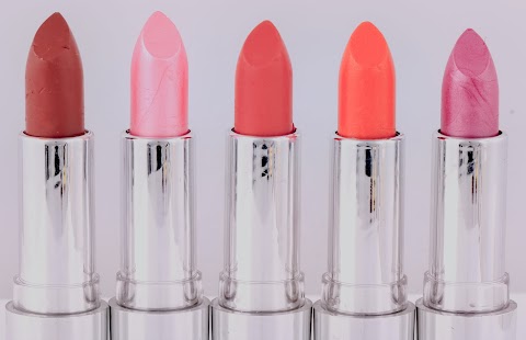 Best quality different color lipsticks 