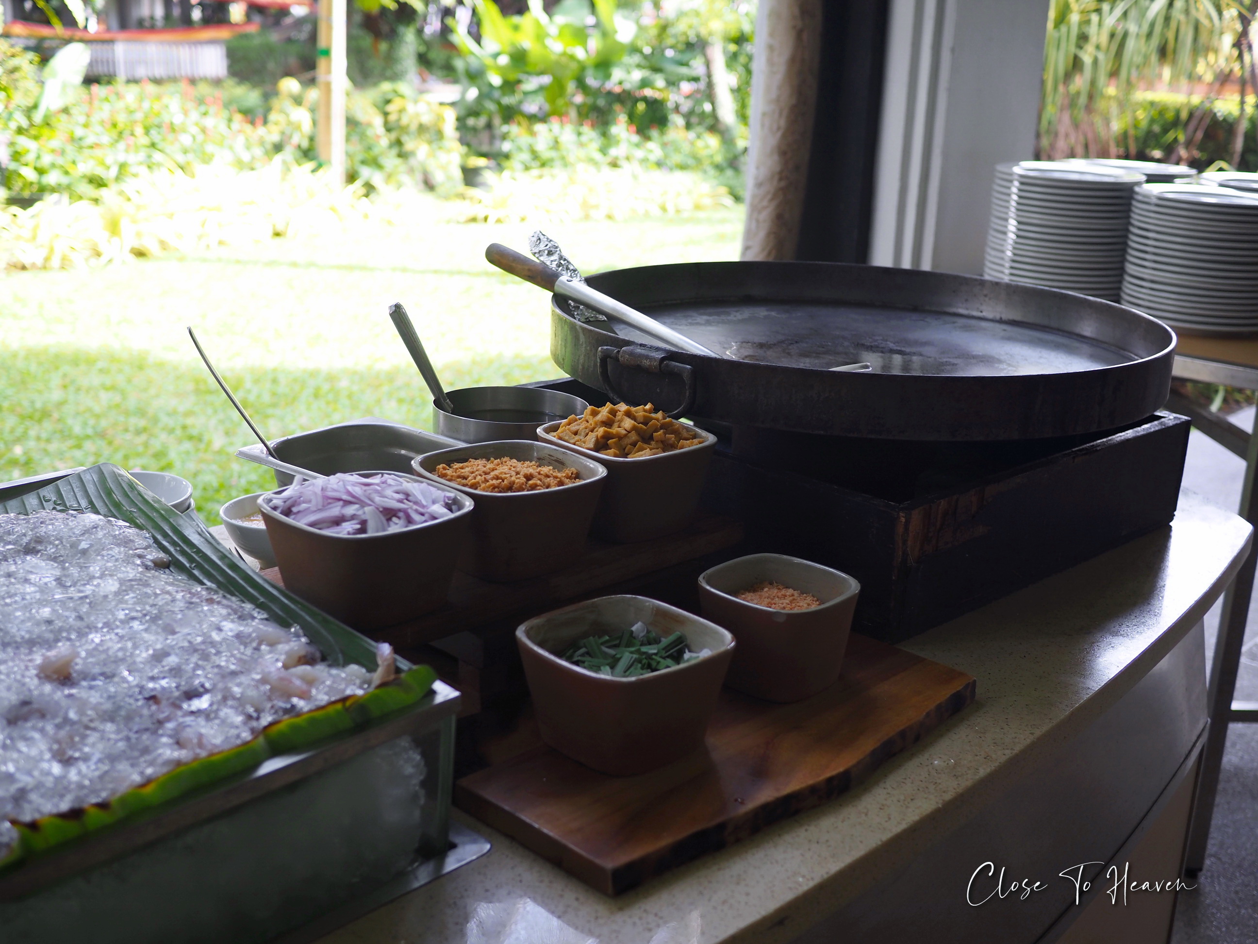 Trader Vic's @ Anantara Riverside Bangkok | Sunday Brunch Buffet